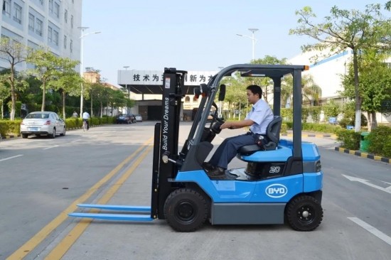 快看！原來這么多“企業”都選擇比亞迪叉車！